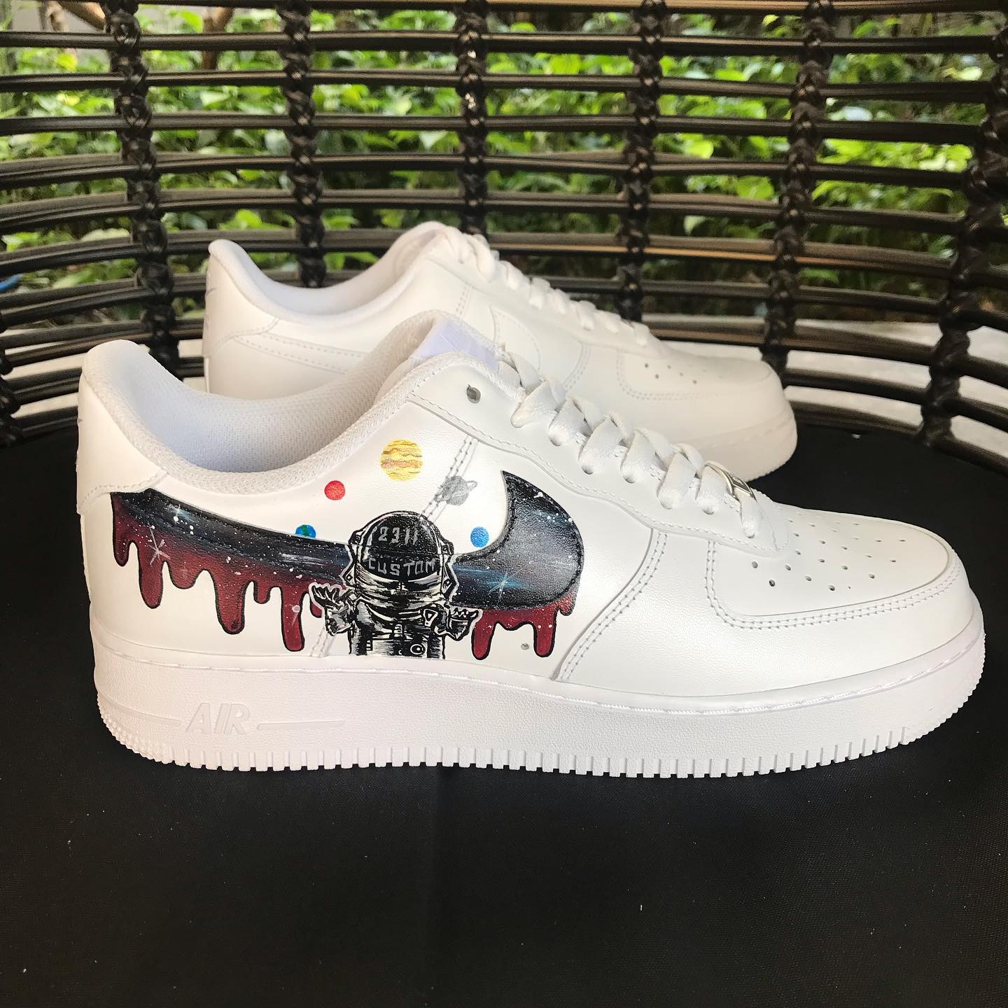 nike air force 1 astronaut