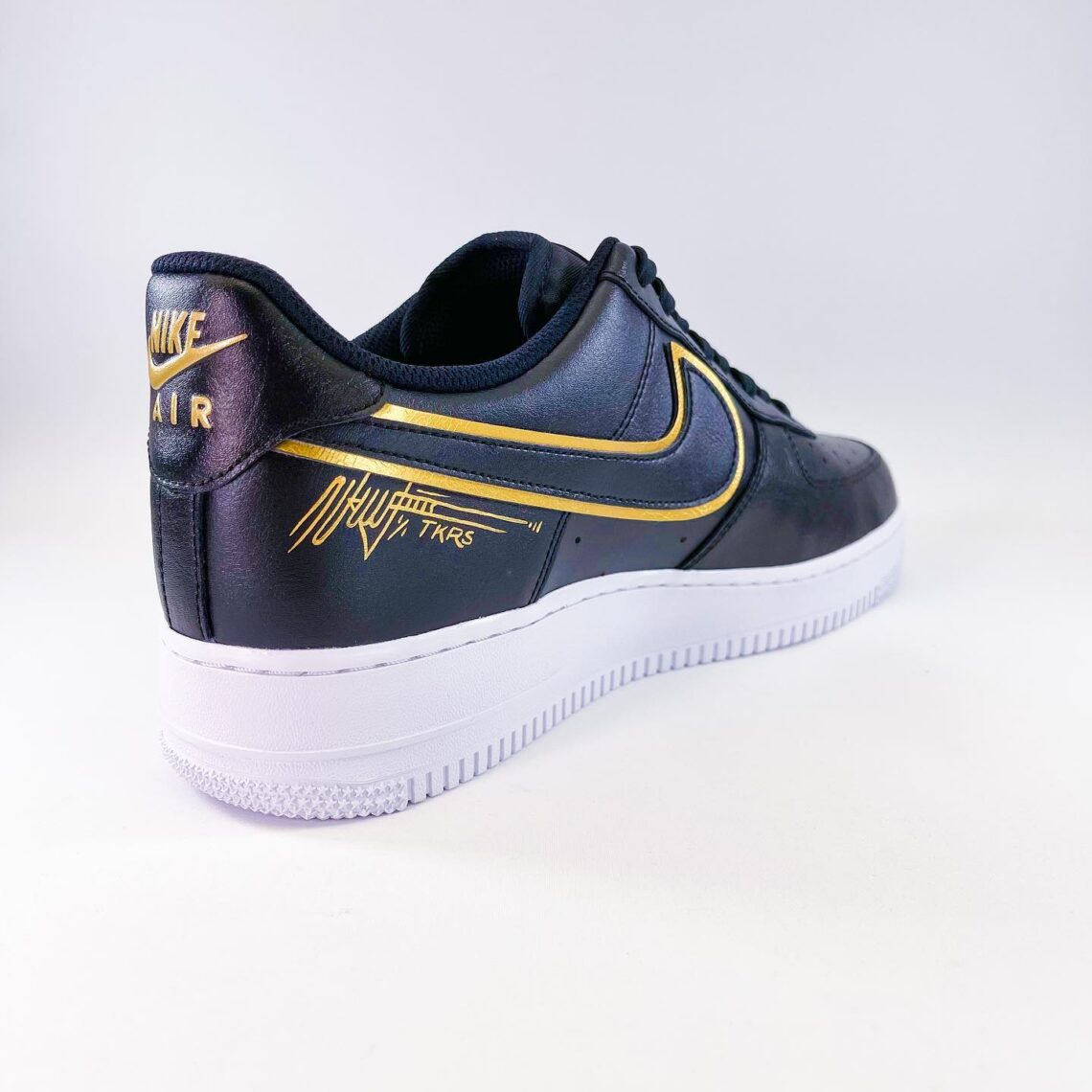 fc barcelona air force 1