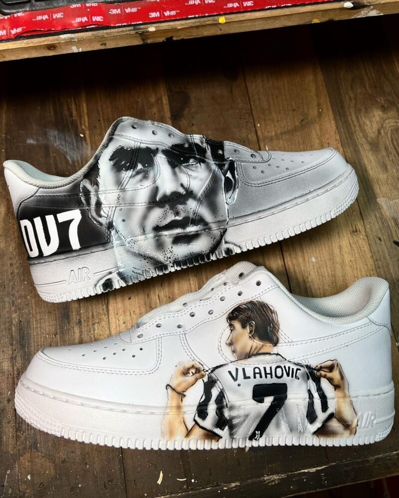 Vlahovic Air Force 1 Custom